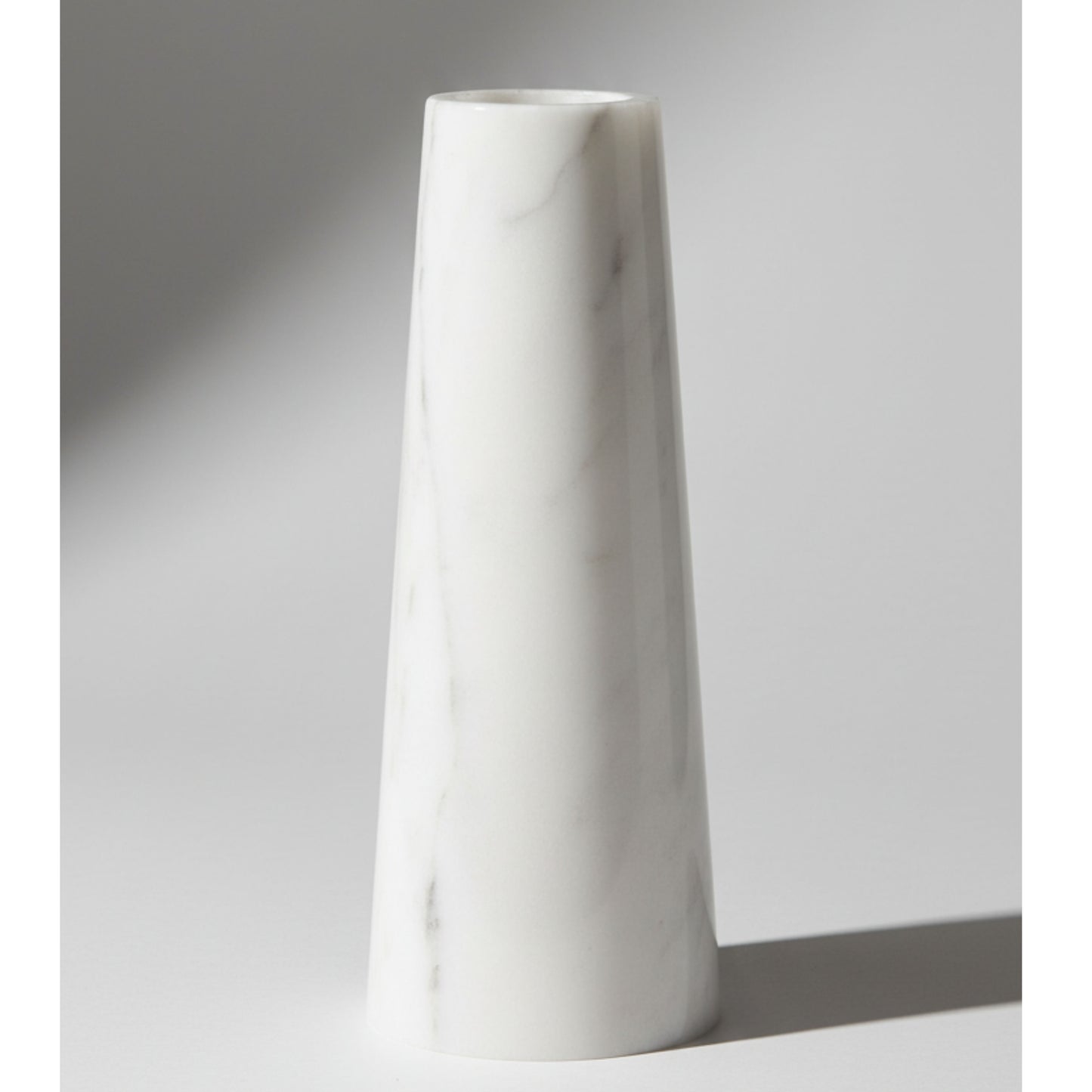 White Ziarat Marble Vase