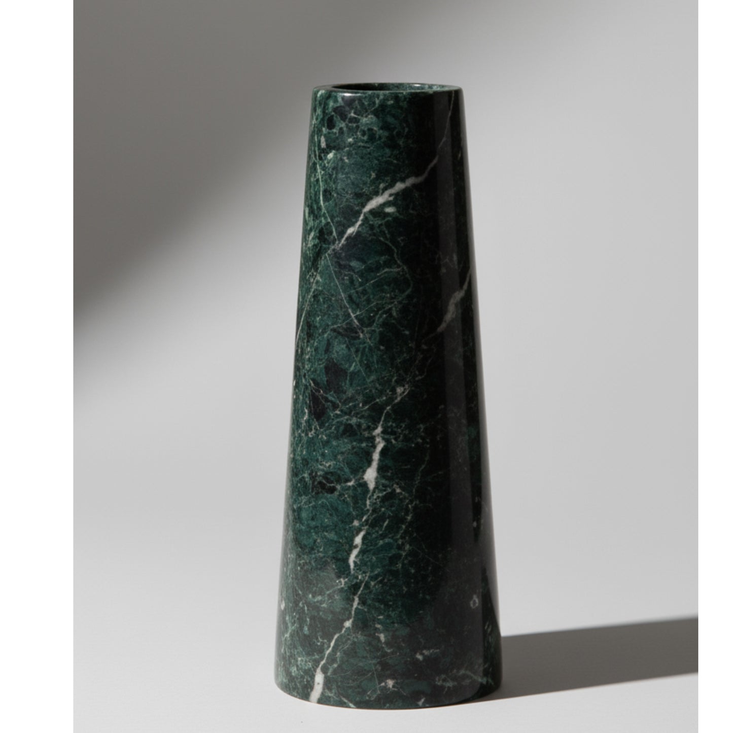 White Ziarat Marble Vase